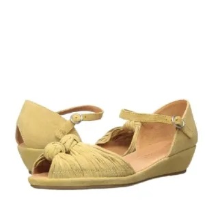 🎁 Gentle Souls Lily Knot Sandals