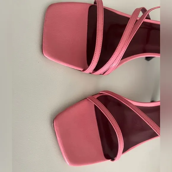 🤍 STAUD Bubblegum Pink GITA Sandals