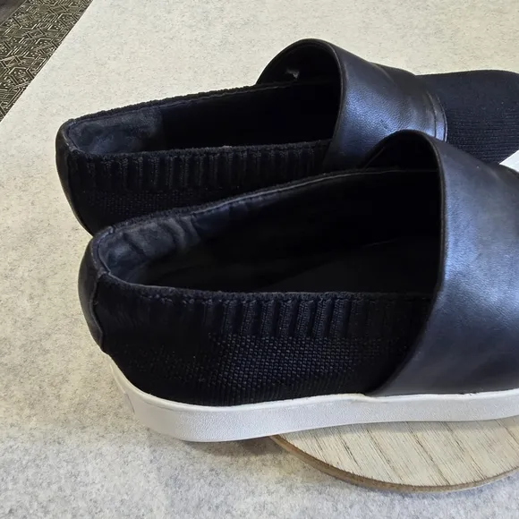 🐢 Vince Warren Platform Sneaker Size 6