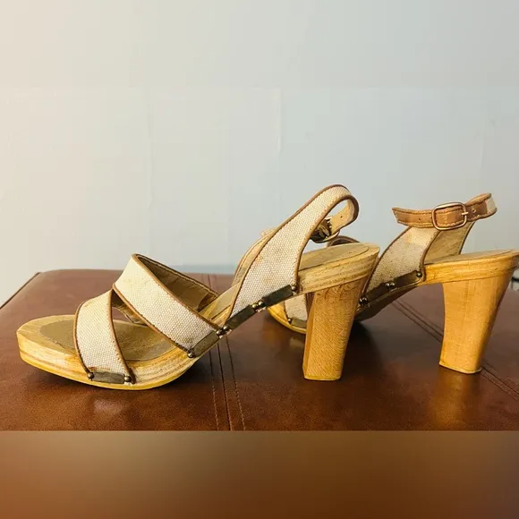 1970s Qualicraft Platform Sandals Made in Greece Size 8.5 EUC