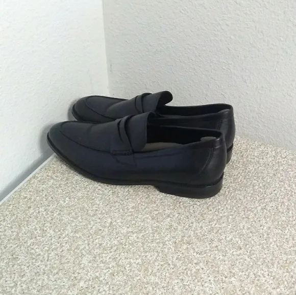 206 Collective Black Leather Shoes.