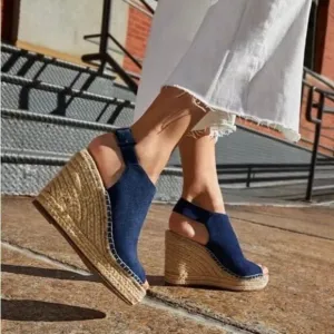 #328 KENNETH COLE Navy Suede Wedge Sandals