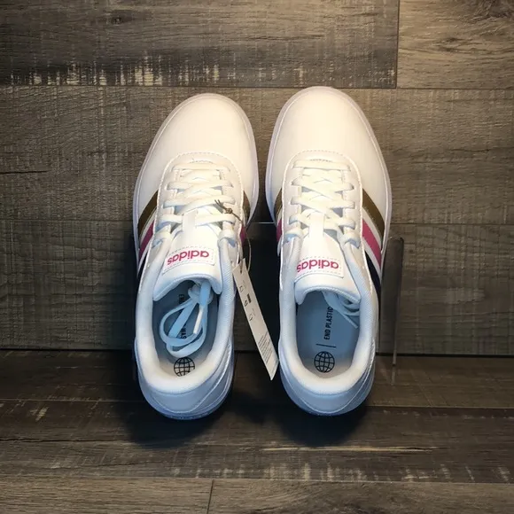 Adidas - Court Platform