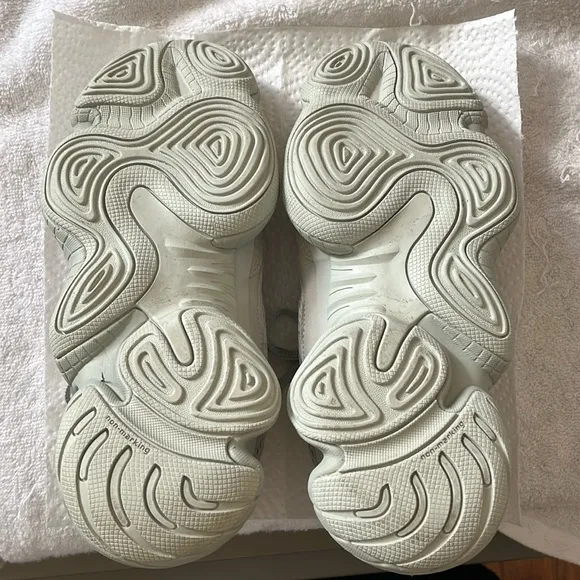 adidas YEEZY 500 - salt