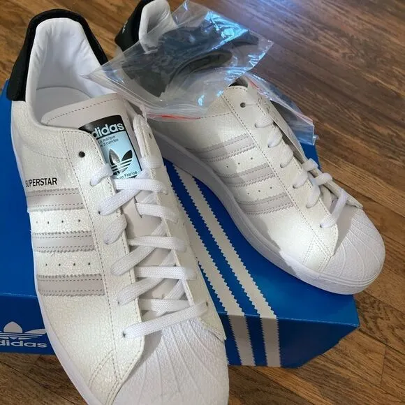Adidas Originals Superstar City/JetSetter