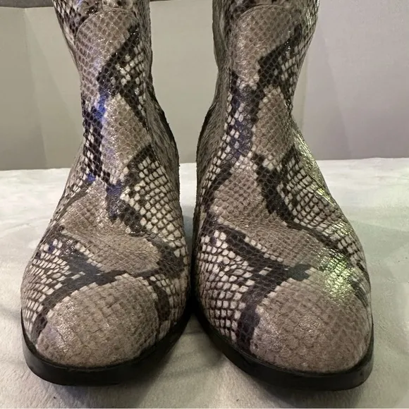 AERA Women’s Python Leather Boots 100% Vegan Mid Calf Italy block heel 11