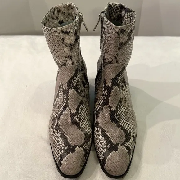 AERA Women’s Python Leather Boots 100% Vegan Mid Calf Italy block heel 11