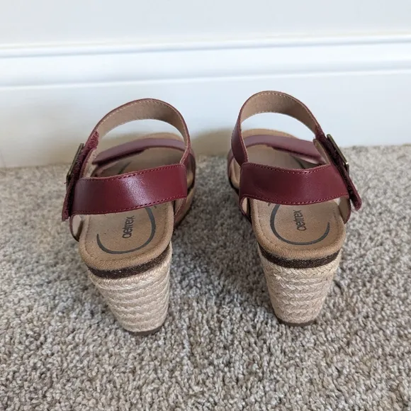 Aetrex Sydney Red Leather Wedge Espadrille Sandals sz 7.5 EU 38