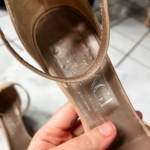 AGL • Single Band Patent Sandal • 40