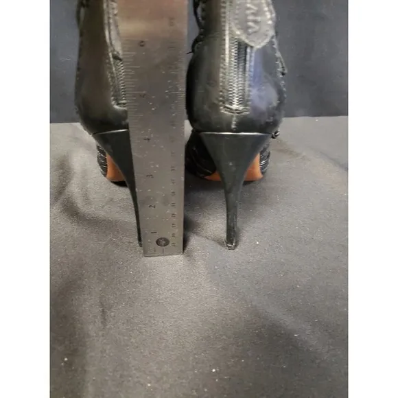Alaia Paris Designer Laser Cut Stiletto Heel Black Sandals Bootie Sz 36/ US Sz 6