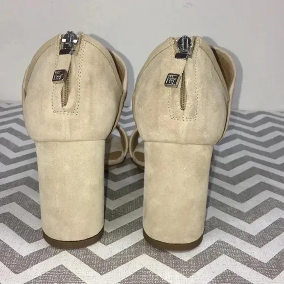 Alberto Fermani Torrone Ivory Cream Block Heel Size 7.5