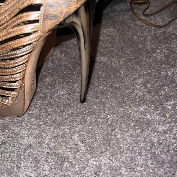 Alexander McQUEEN Bronze Strappy Heels size 10 Preloved