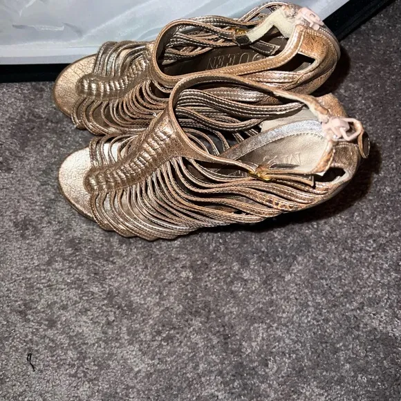 Alexander McQUEEN Bronze Strappy Heels size 10 Preloved
