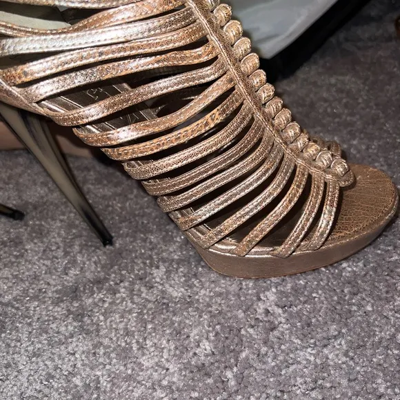 Alexander McQUEEN Bronze Strappy Heels size 10 Preloved