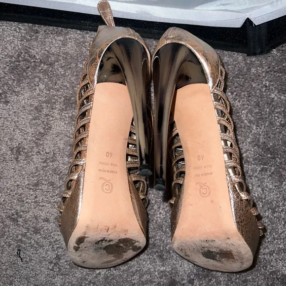 Alexander McQUEEN Bronze Strappy Heels size 10 Preloved