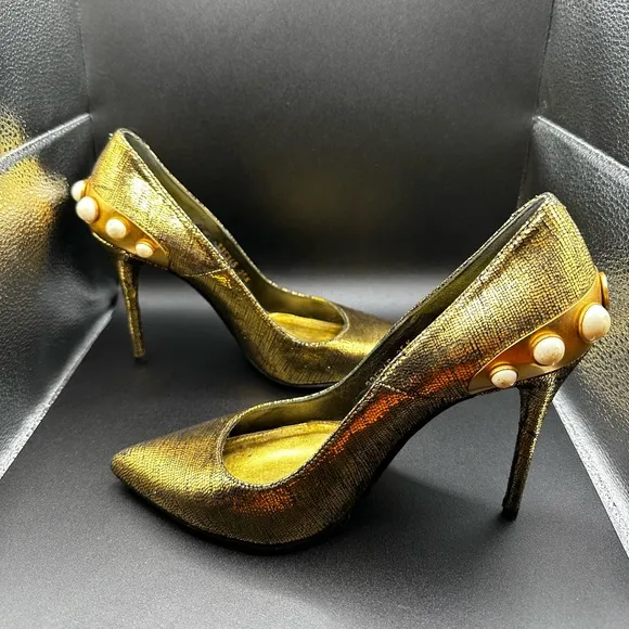 Alexander McQueen Gold Women's Heels