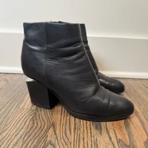 Alexander Wang Gabi Black Leather Ankle Boots size 38/8