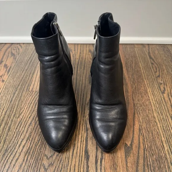 Alexander Wang Gabi Black Leather Ankle Boots size 38/8