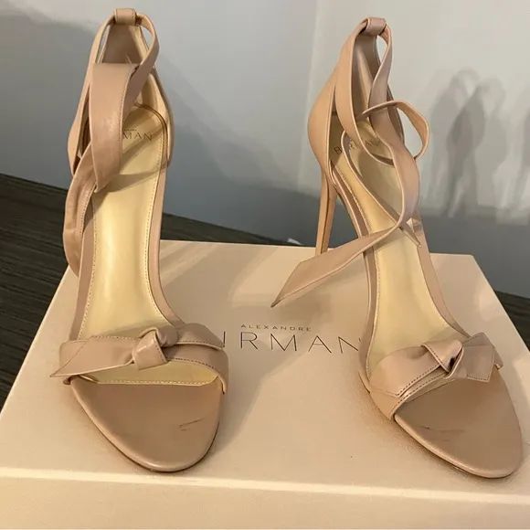 Alexandre Birman Clarita Bow Leather Heel Sandals