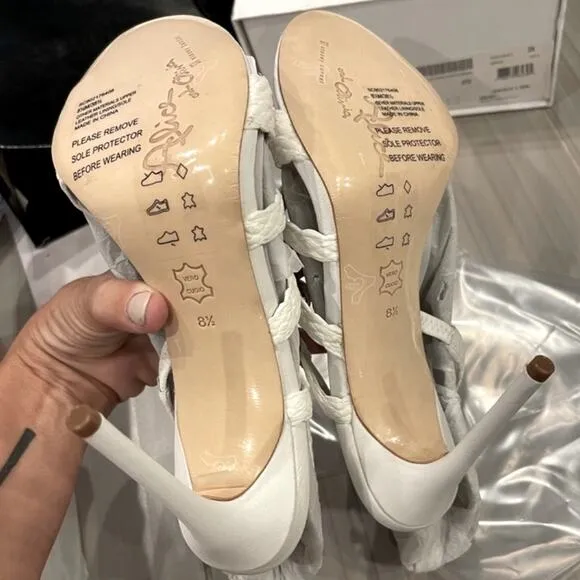Alice   Olivia Fanniey Heels in White.