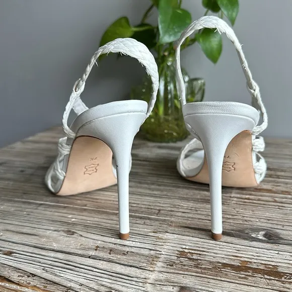 Alice   Olivia, Fanniey White Heel Sandals, size 7.5 new never worn