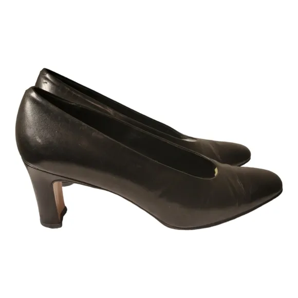 Amalfi Black  Italian Leather Pumps/ Designer Pumps Size 7 B/ Glam Shoes 80s