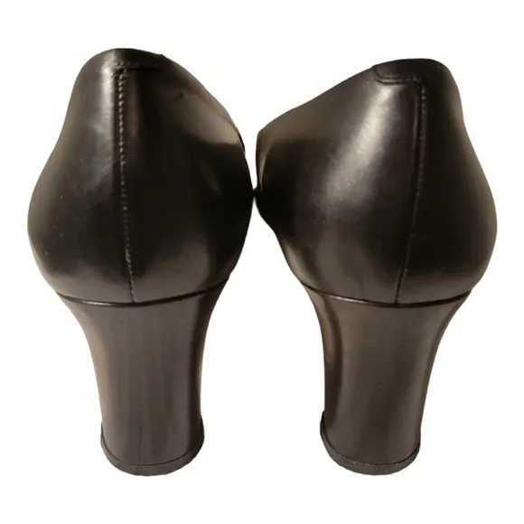 Amalfi Black  Italian Leather Pumps/ Designer Pumps Size 7 B/ Glam Shoes 80s