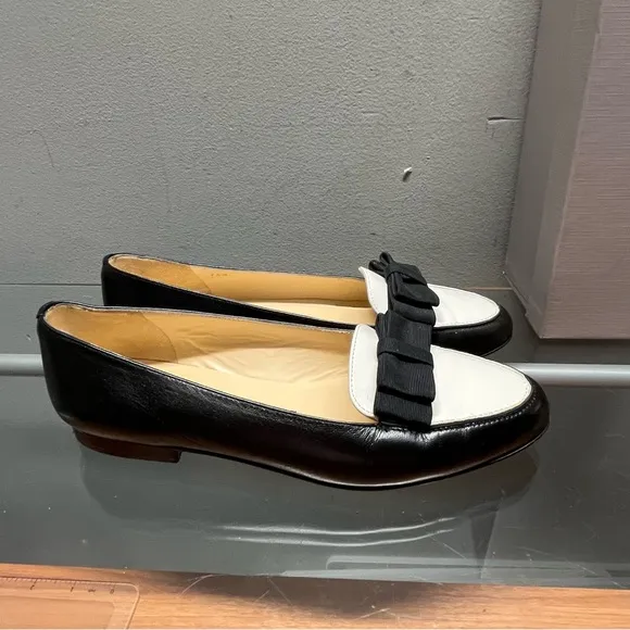 Amalfi Women's Black and White Loafers