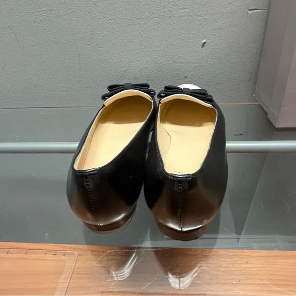 Amalfi Women's Black and White Loafers