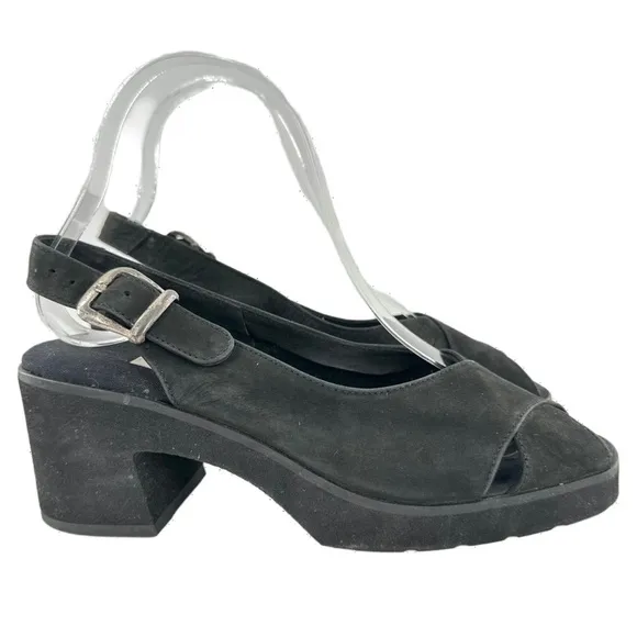 Andre assous featherweights sandals 7.5 black nubuck leather vintage 80s 90s
