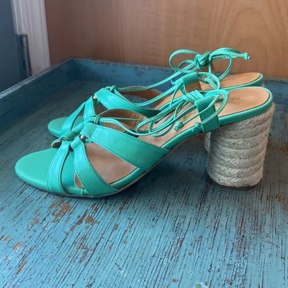 Andree’ Assous Tie-Up Block Sandals Kelly green Size 41 US 10.5 like new Strappy