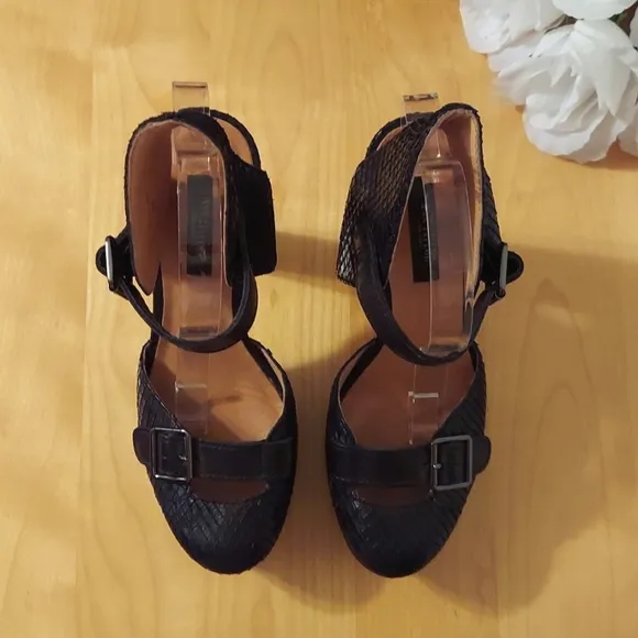 Ann Taylor Black Snakeprint Leather Platform Heels with Buckle Details Size 8