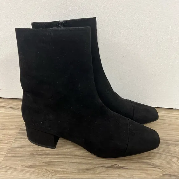 Ann Taylor Faux Suede Block Heel Zip Up Ankle Boots Black Women's size 9.5 NWOB