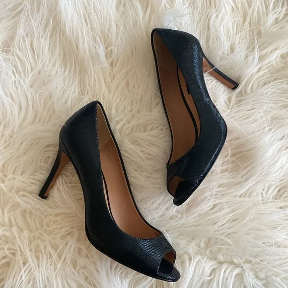 ANN TAYLOR heels