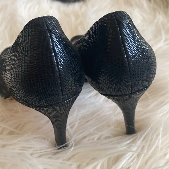 ANN TAYLOR heels