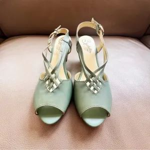 Anthropologie Seychelles leather heel sandals
