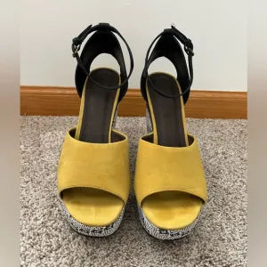 Anthropology Holding Horses wedges -9 1/2