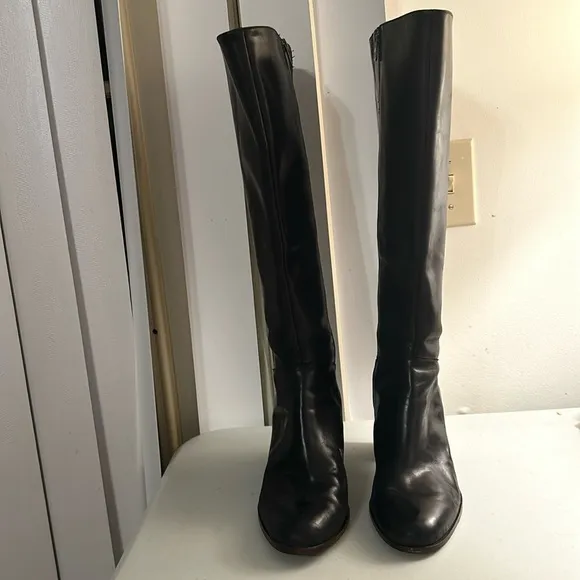 Antonio Melani Black Genuine Leather Tall “Valerie”Ladies Zip Up Boots Sz 10MW