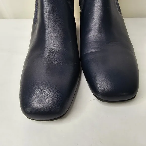 Aquatalia Navy Blue And Denim Block Heel Ankle Boots Size 9