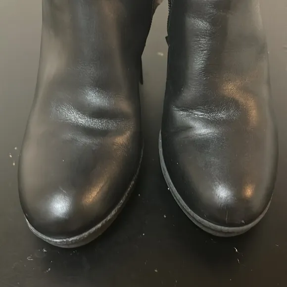 Aquatalia Russell &amp; Bromley Boots Leather Block Heel Ankle Black Mob Wife Sz 7.5