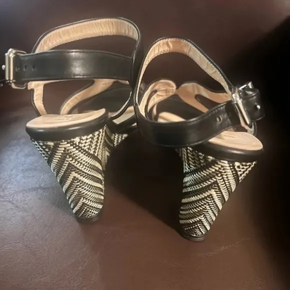Aquatalia Woman's Black Leather Dyecut Wedge Sandals