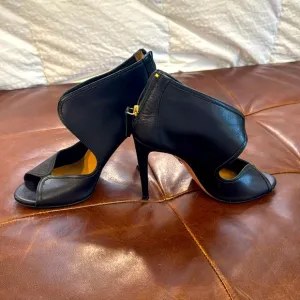 AquaZurra pumps