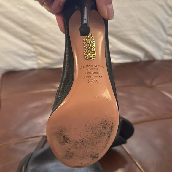 AquaZurra pumps