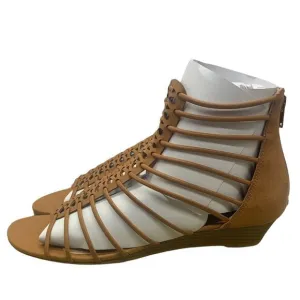 AR35 Averi Gladiator Wedge Sandals, Cognac, 7.5 US