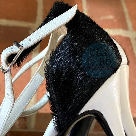 Arika Nerguiz • Noche y Dia Leather Sandals
