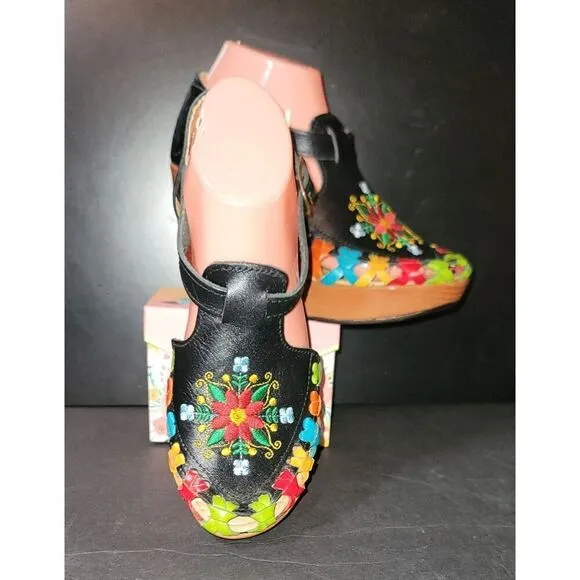 Artecalza Traditional Mexican Leather Heels - Size 8