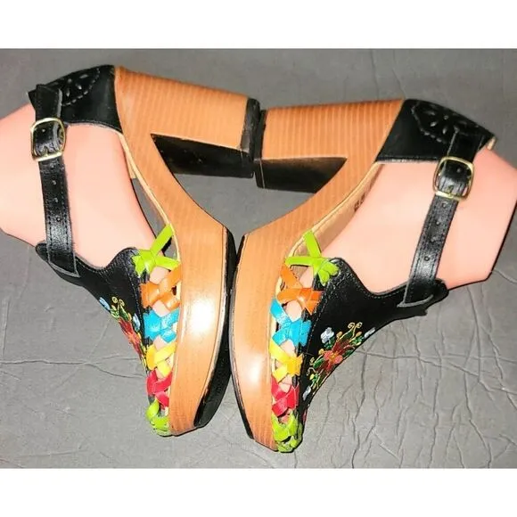 Artecalza Traditional Mexican Leather Heels - Size 8