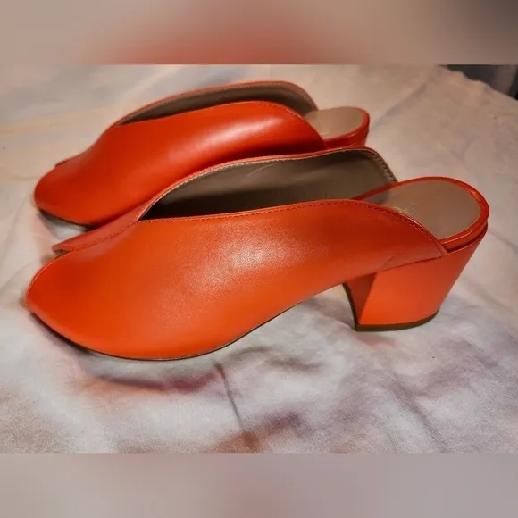 Ashro orange slides NWOT chunk heel sz 8W these a beautiful shoes