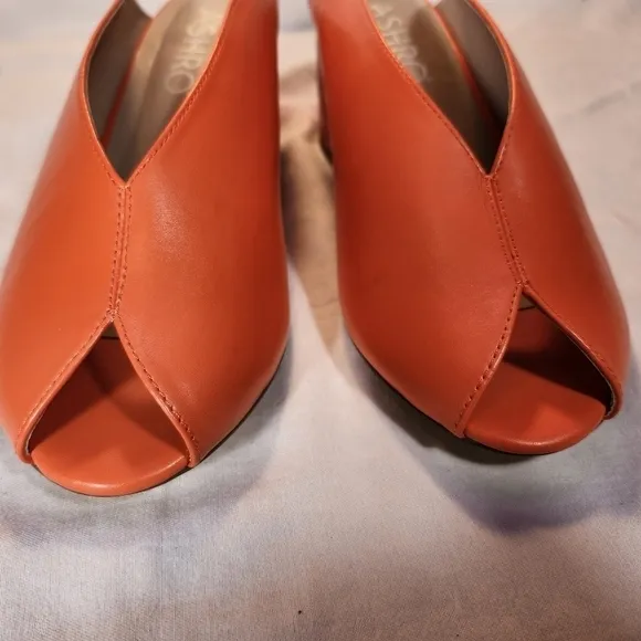 Ashro orange slides NWOT chunk heel sz 8W these a beautiful shoes