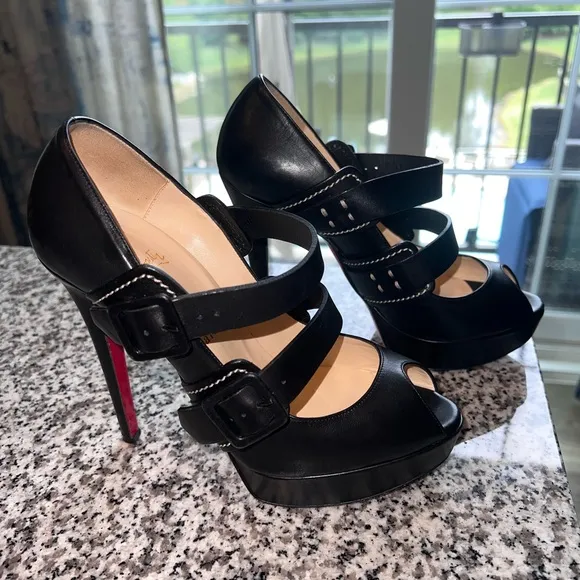 AUTHENTIC Christian Louboutin Black Peep-Toe Heels. Size 38.5